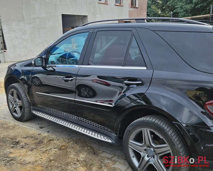 2007' Mercedes-Benz Ml 350 4-Matic photo #4