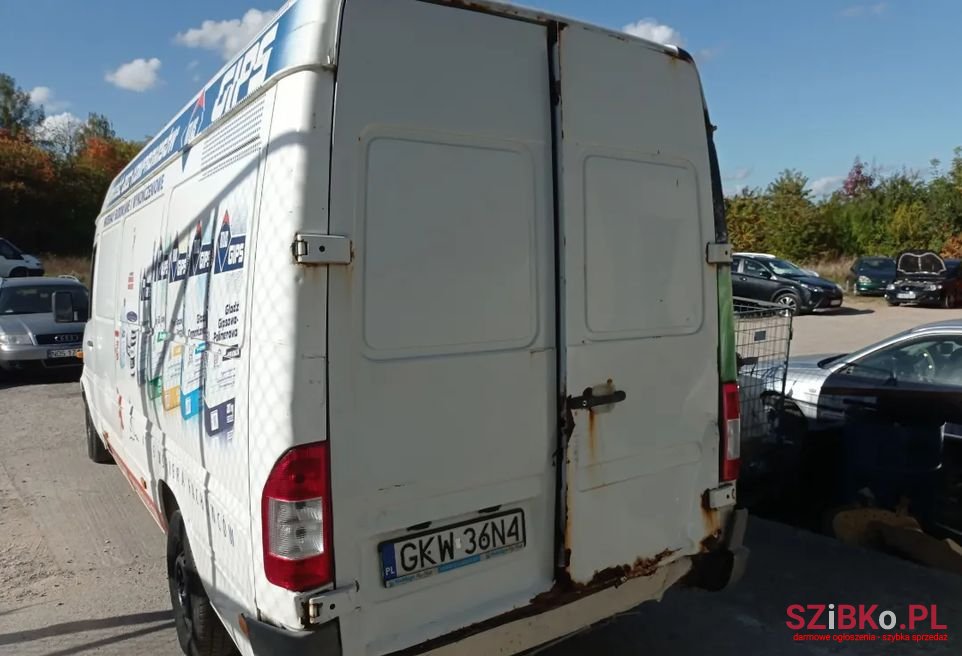 2004' Mercedes-Benz Sprinter photo #4