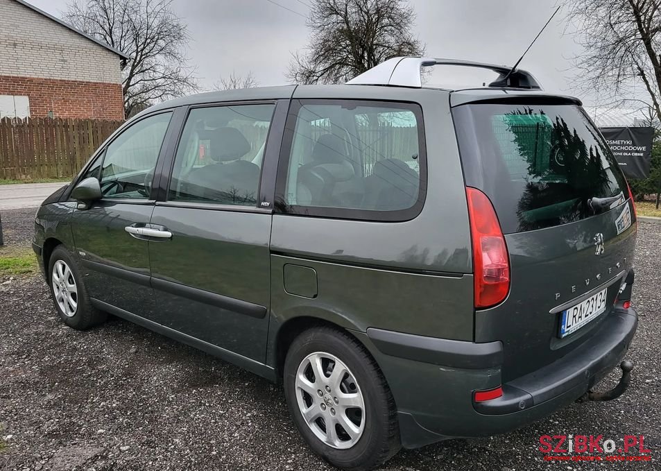 2005' Peugeot 807 photo #2