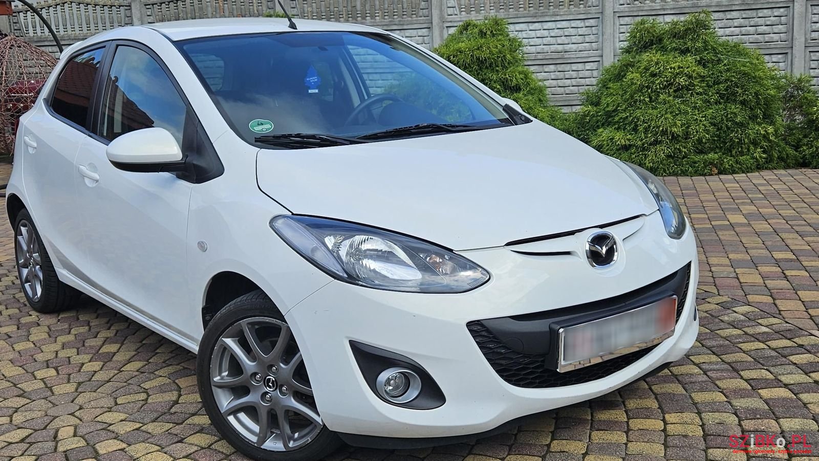 2013' Mazda 2 photo #5