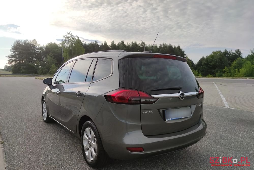 2016' Opel Zafira photo #6