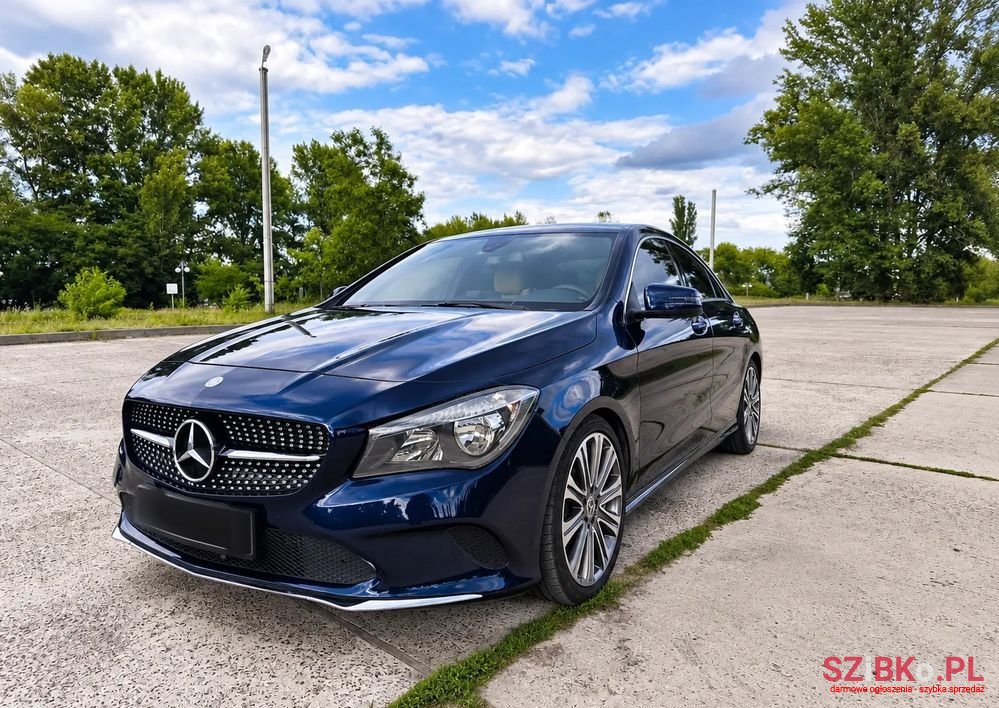 2017' Mercedes-Benz CLA 250 4-Matic photo #5