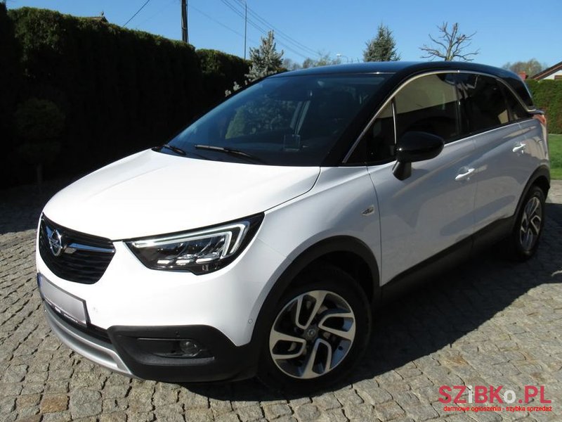 2017' Opel Crossland X photo #1