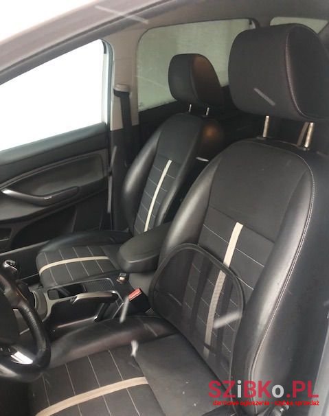 2009' Ford Kuga photo #6