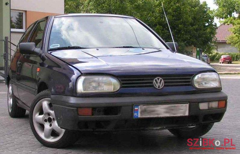 1995' Volkswagen Golf photo #2