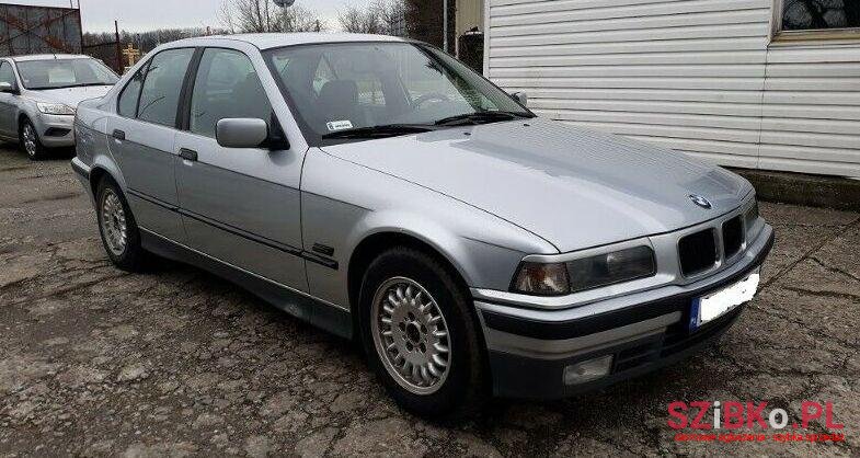 1995' BMW 318 photo #1