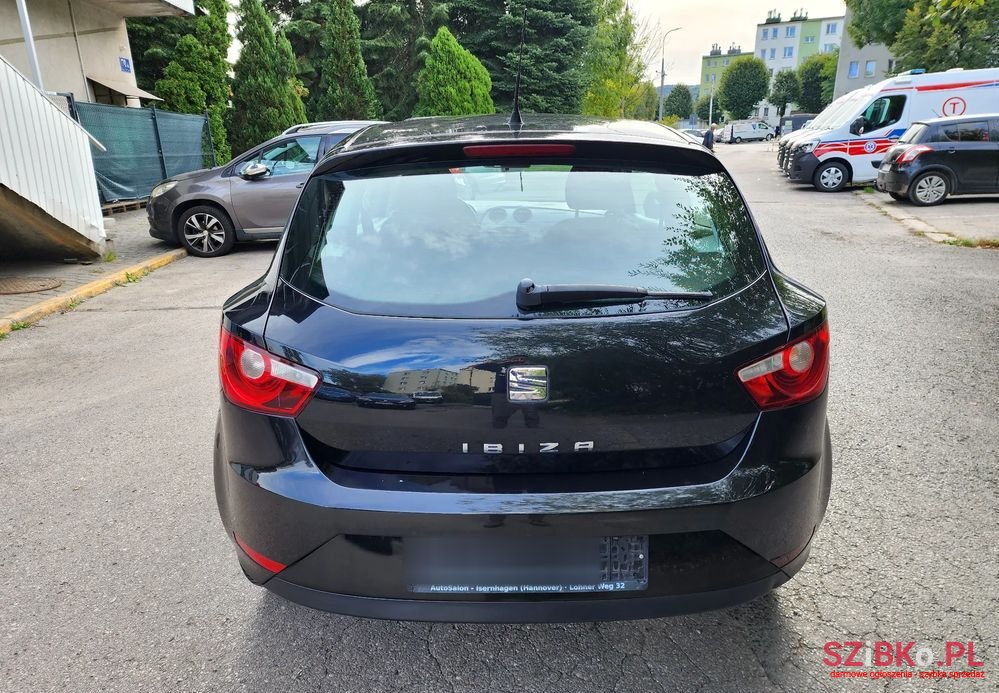 2014' SEAT Ibiza photo #5