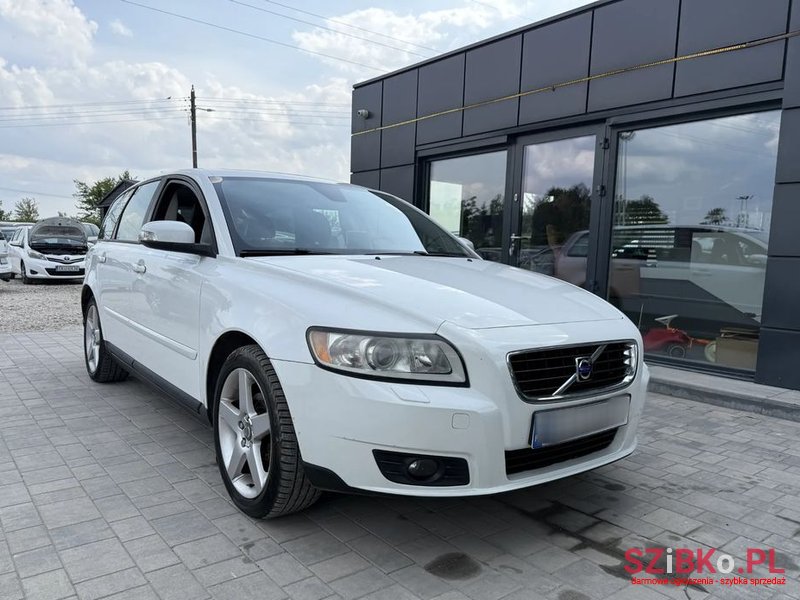 2009' Volvo V50 2.0 photo #6