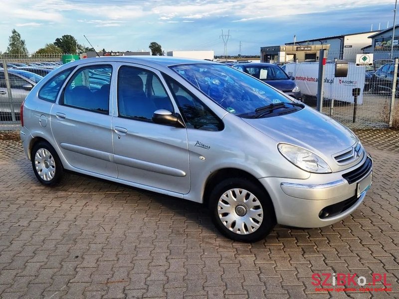 2006' Citroen Xsara Picasso 1.6 16V Impress photo #4