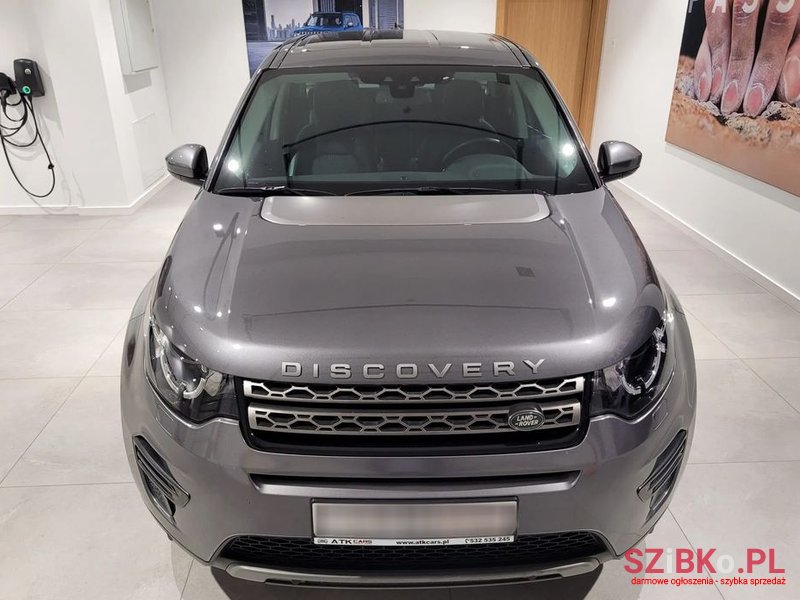 2015' Land Rover Discovery Sport photo #2