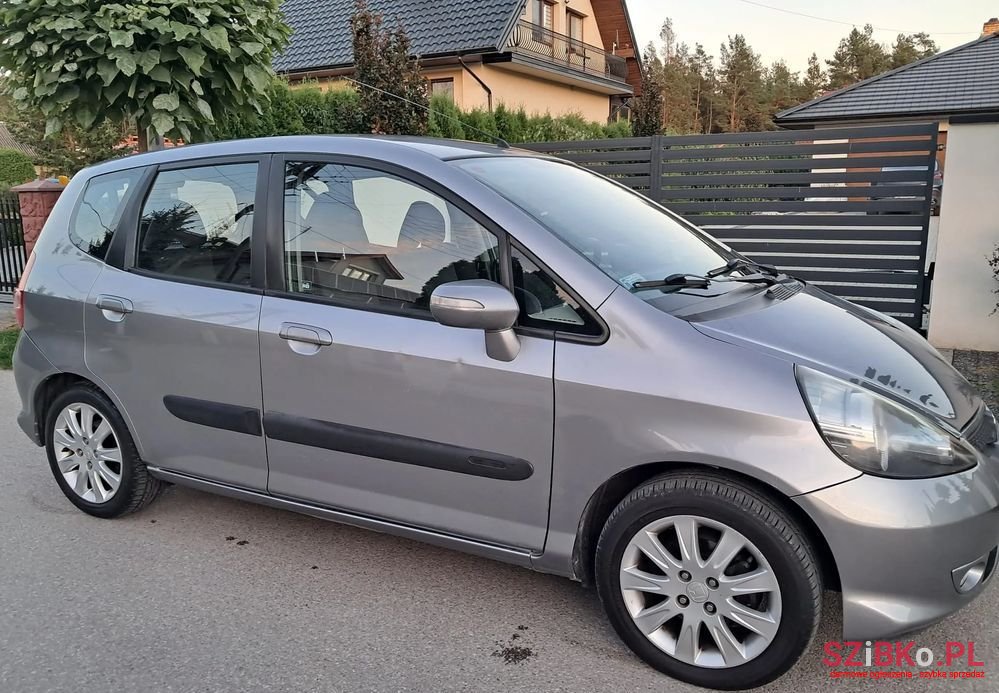 2006' Honda Jazz 1.4 Ls photo #2