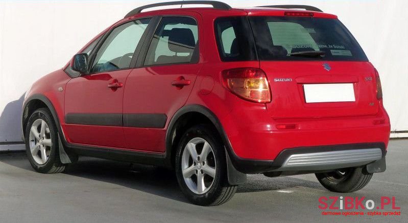 2009' Suzuki SX4 photo #3