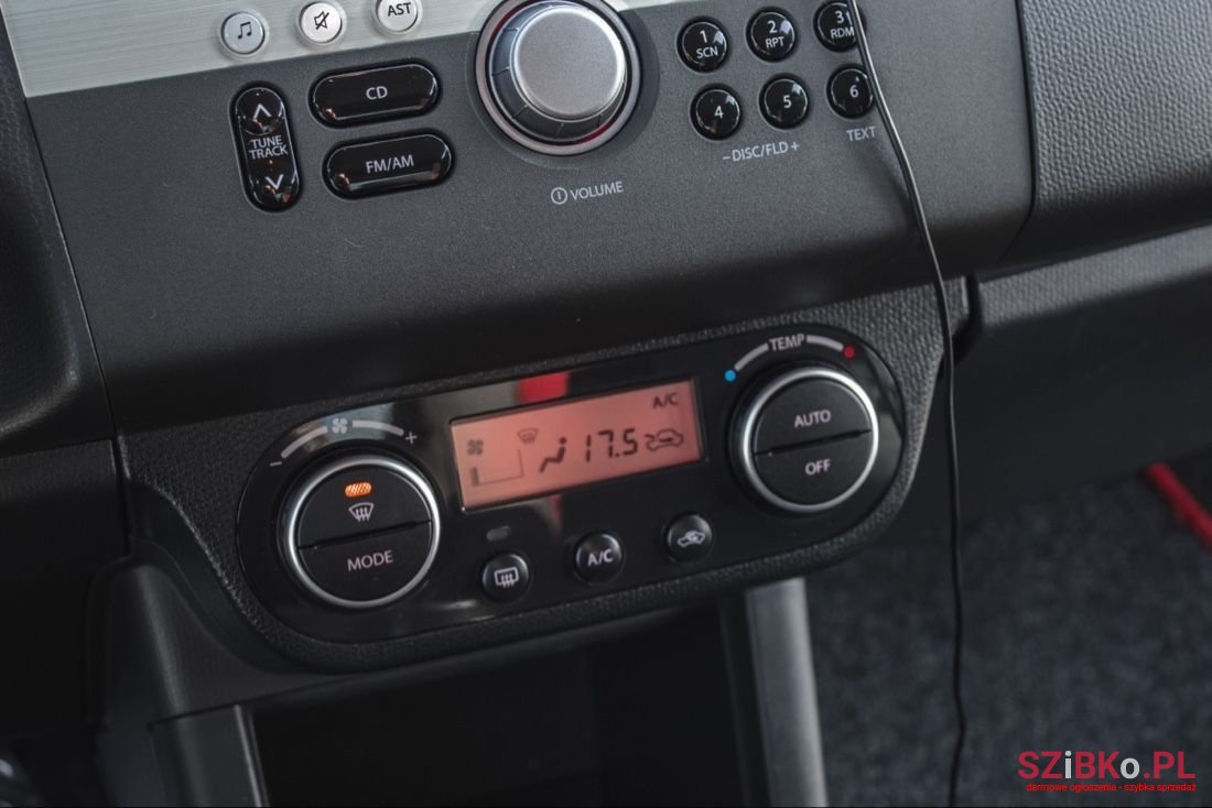 2009' Suzuki Swift photo #6