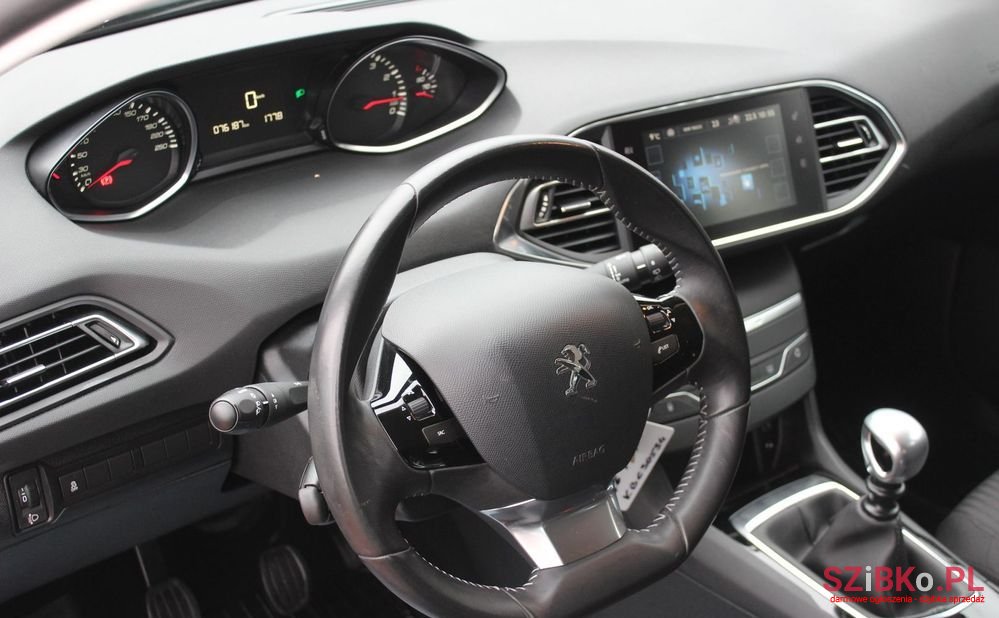 2013' Peugeot 308 1.6 Thp Active photo #2