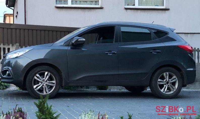 2011' Hyundai ix35 photo #1