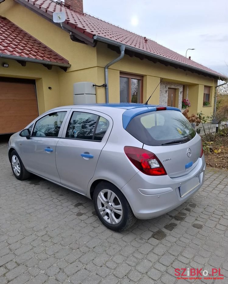 2009' Opel Corsa photo #3