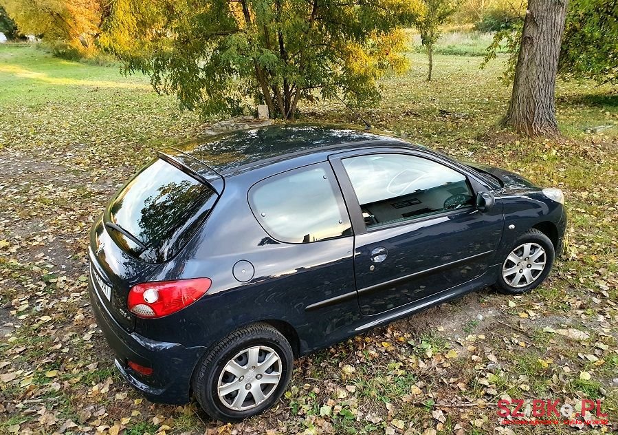 2010' Peugeot 206 Plus photo #4