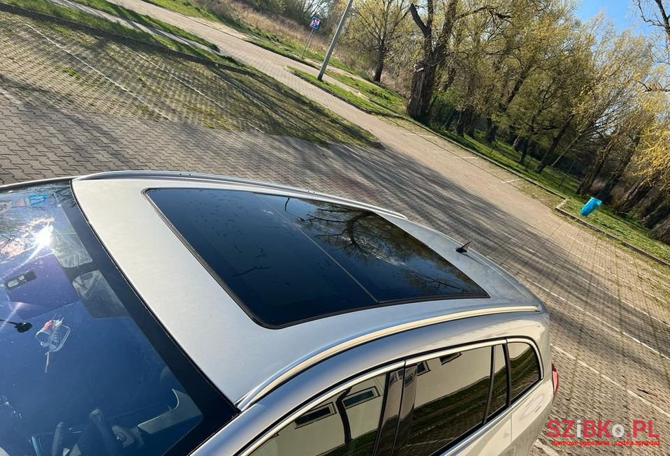 2011' Opel Insignia photo #4