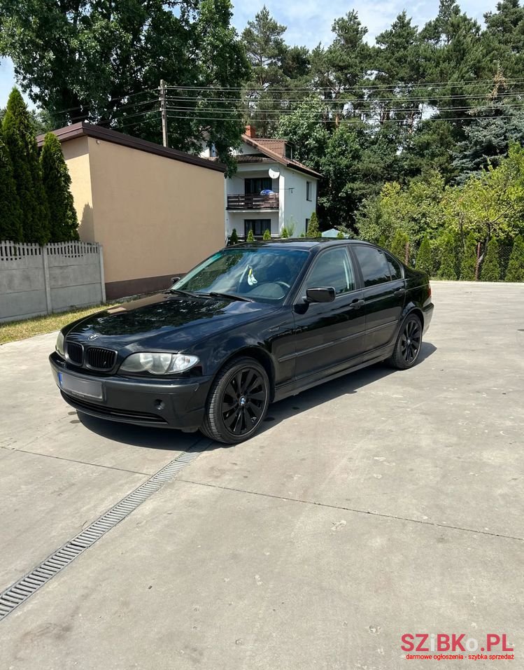 2003' BMW 3 Series 318I photo #2