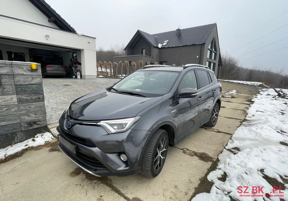 2016' Toyota RAV4 Hybrid Premium 4X2 photo #5