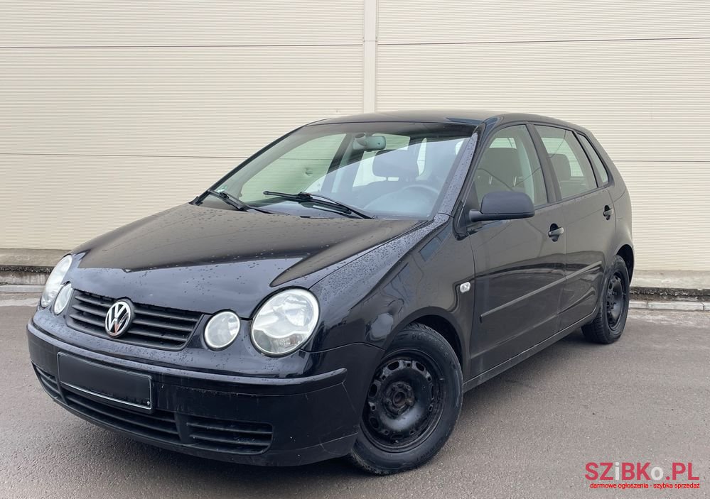 2005' Volkswagen Polo photo #4