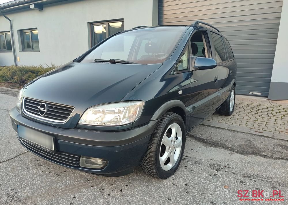2002' Opel Zafira 1.8 16V Comfort photo #1