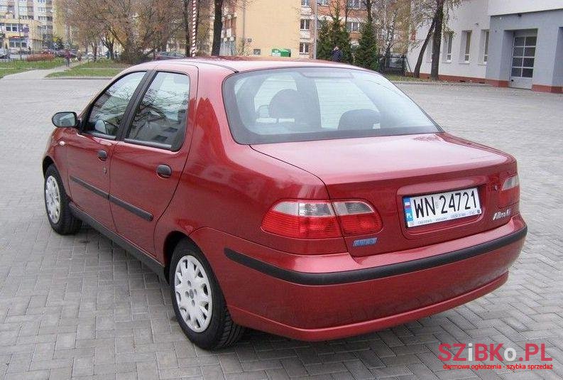 2002' Fiat Albea photo #1
