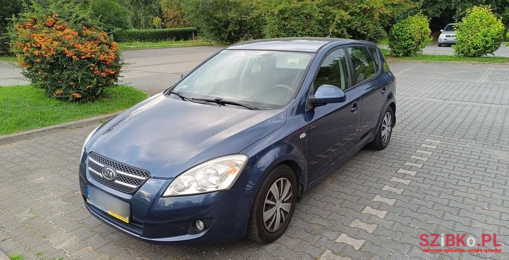 2008' Kia Ceed photo #1