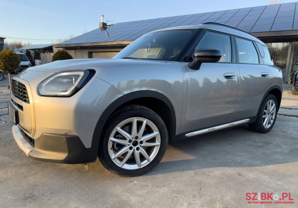 2024' MINI Countryman Cooper photo #2