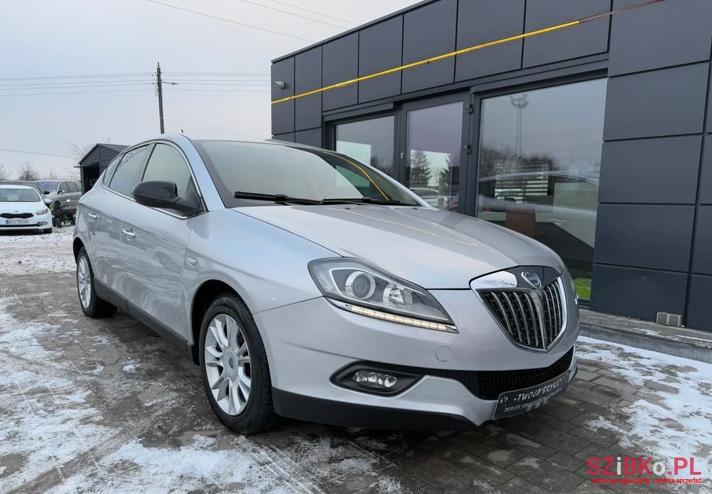 2009' Lancia Delta photo #3