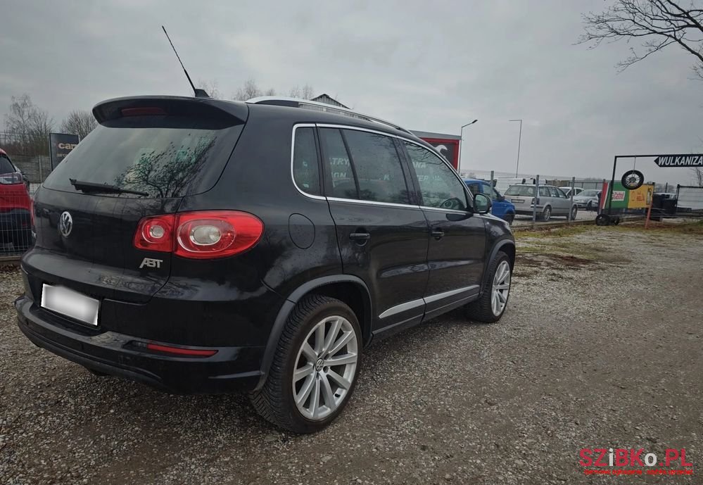 2009' Volkswagen Tiguan photo #4