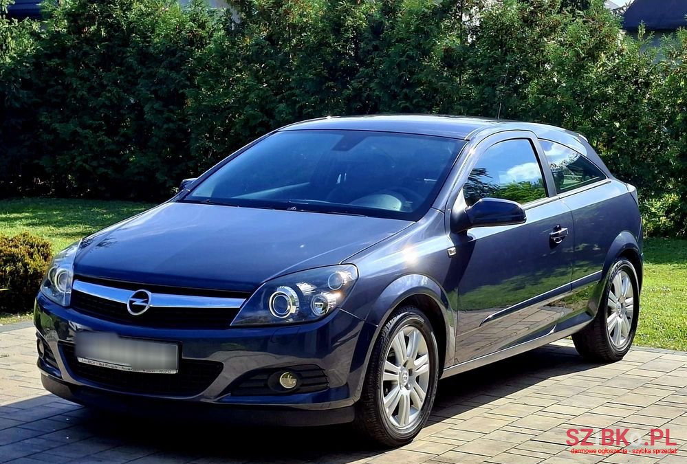 2009' Opel Astra photo #1