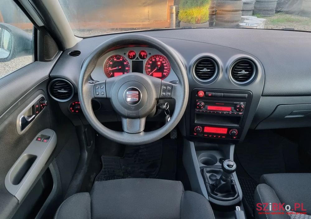 2009' SEAT Ibiza 1.4 16V Sport photo #6