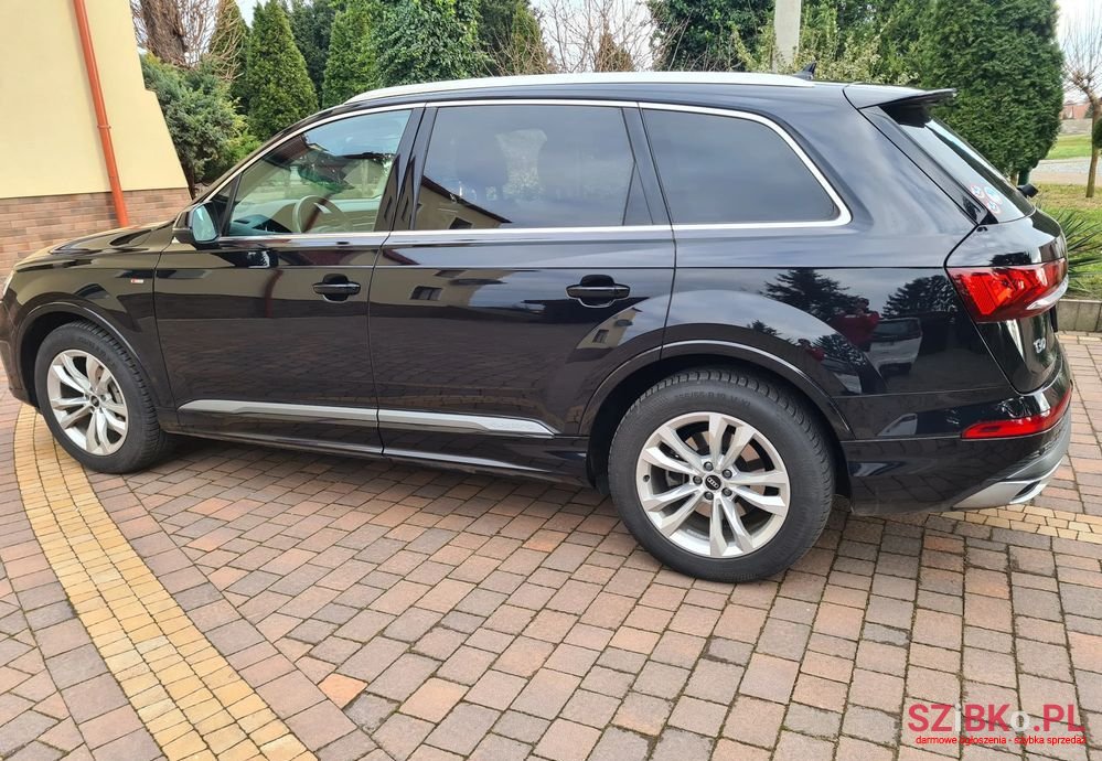 2021' Audi Q7 photo #6