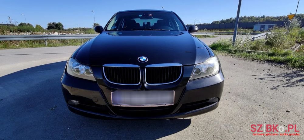 2007' BMW 3 Series 318I photo #2