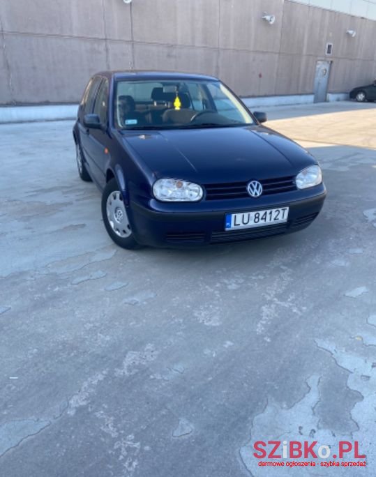 1998' Volkswagen Golf photo #2