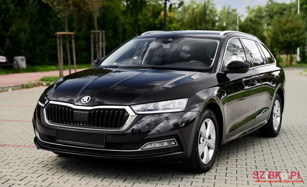 2022' Skoda Octavia 2.0 Tdi Ambition photo #5
