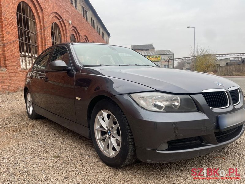 2008' BMW 3 Series 318I photo #1