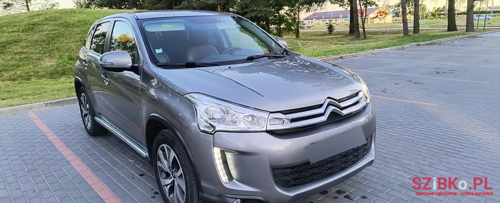 2013' Citroen C4 Aircross photo #3