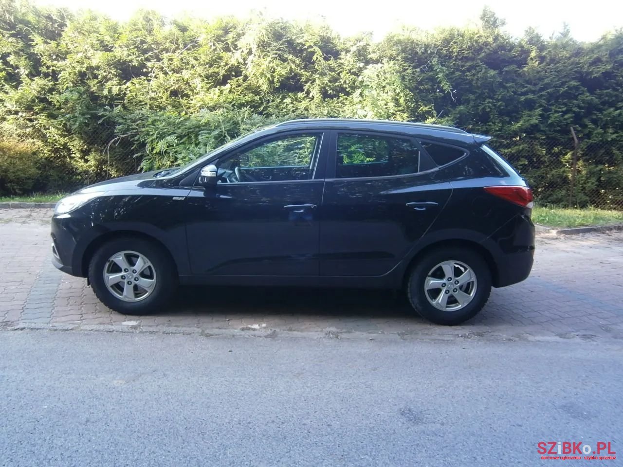 2010' Hyundai ix35 photo #2