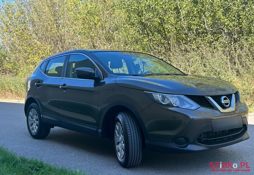 2015' Nissan Qashqai photo #2
