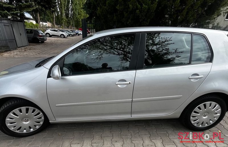 2007' Volkswagen Golf 1.4 Style photo #4