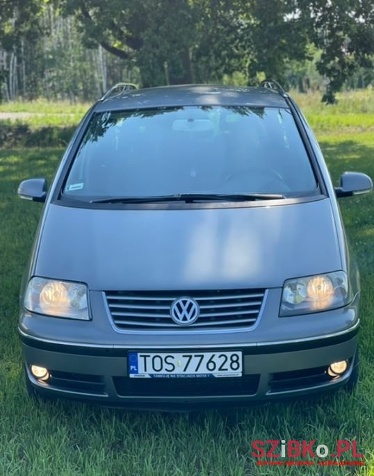 2004' Volkswagen Sharan photo #4
