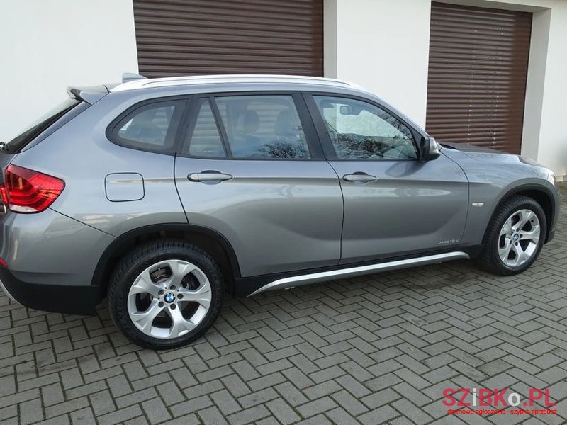 2011' BMW X1 photo #6