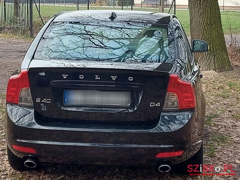 2011' Volvo S40 photo #6