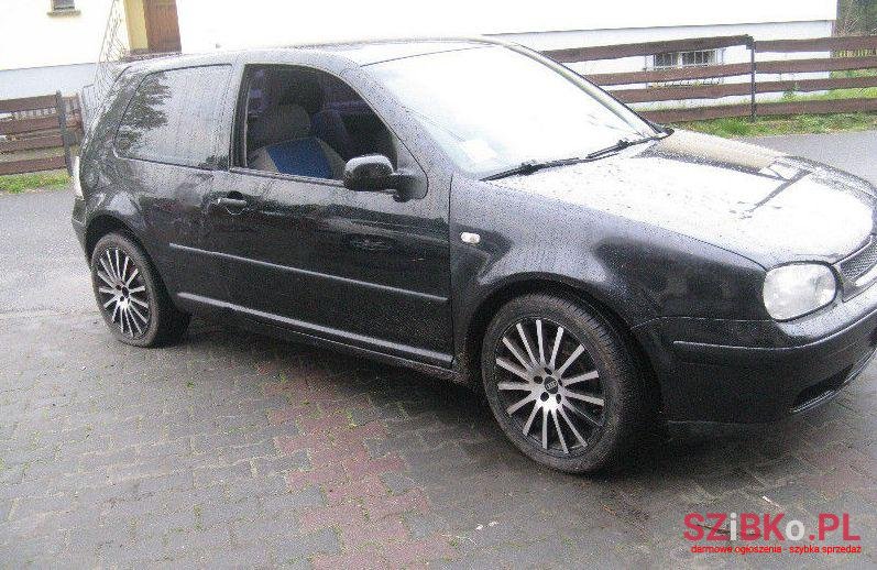 2000' Volkswagen Golf photo #2