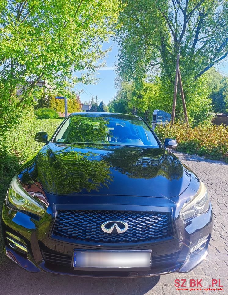 2014' Infiniti Q50 photo #4
