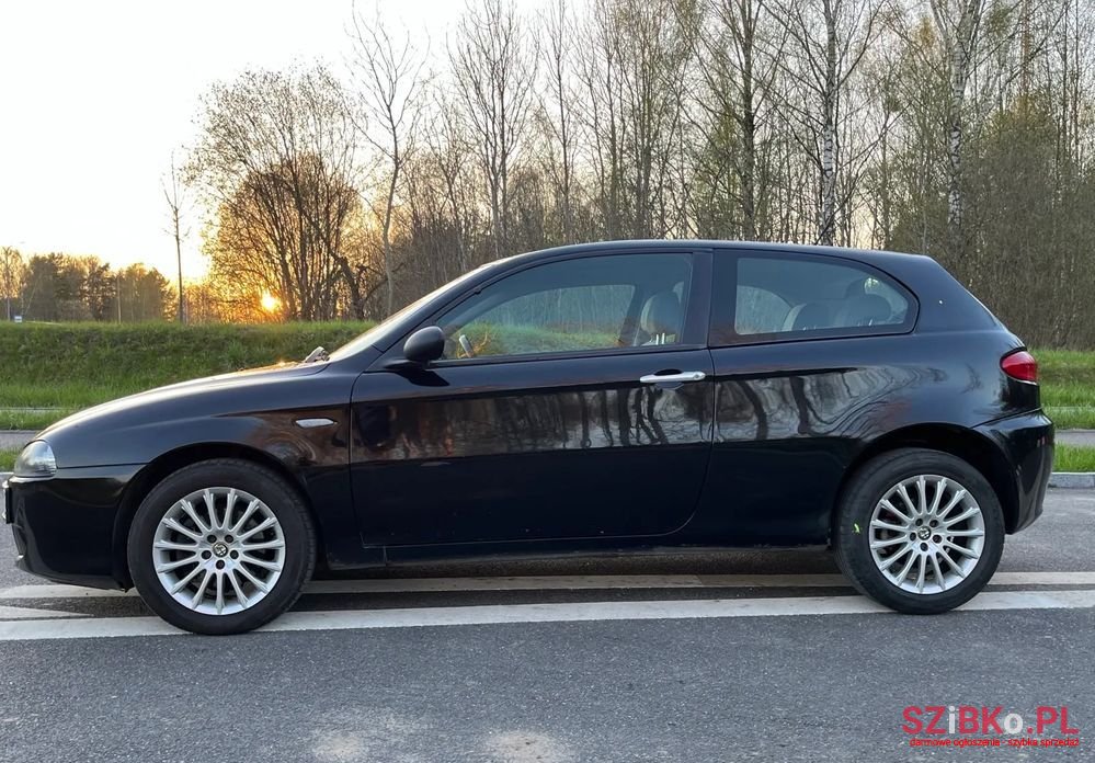 2005' Alfa Romeo 147 photo #3