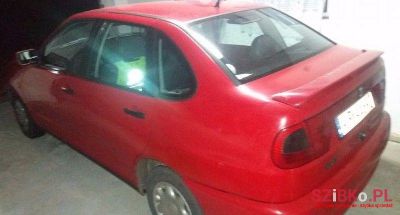 1998' SEAT Cordoba photo #1