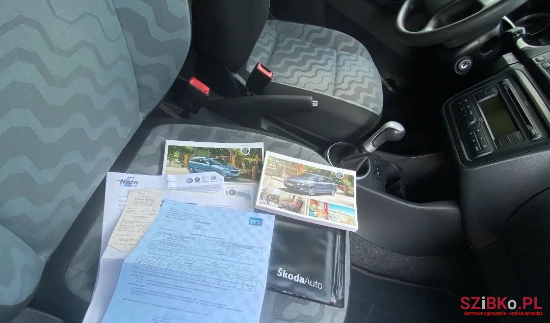 2008' Skoda Fabia photo #5